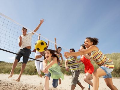 Tennager Beach volley